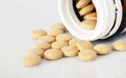 vitamine-b12-pilules-785x360